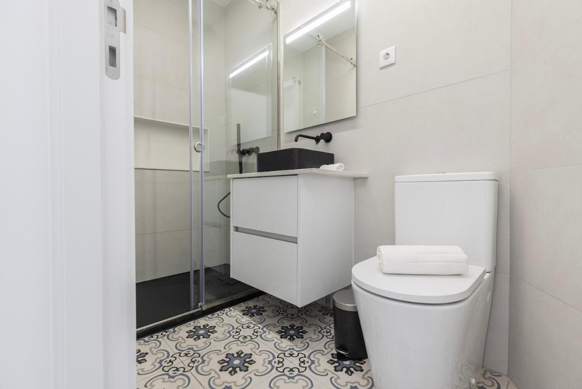 Apartamento Novo Junto Ao Metro Lisboa