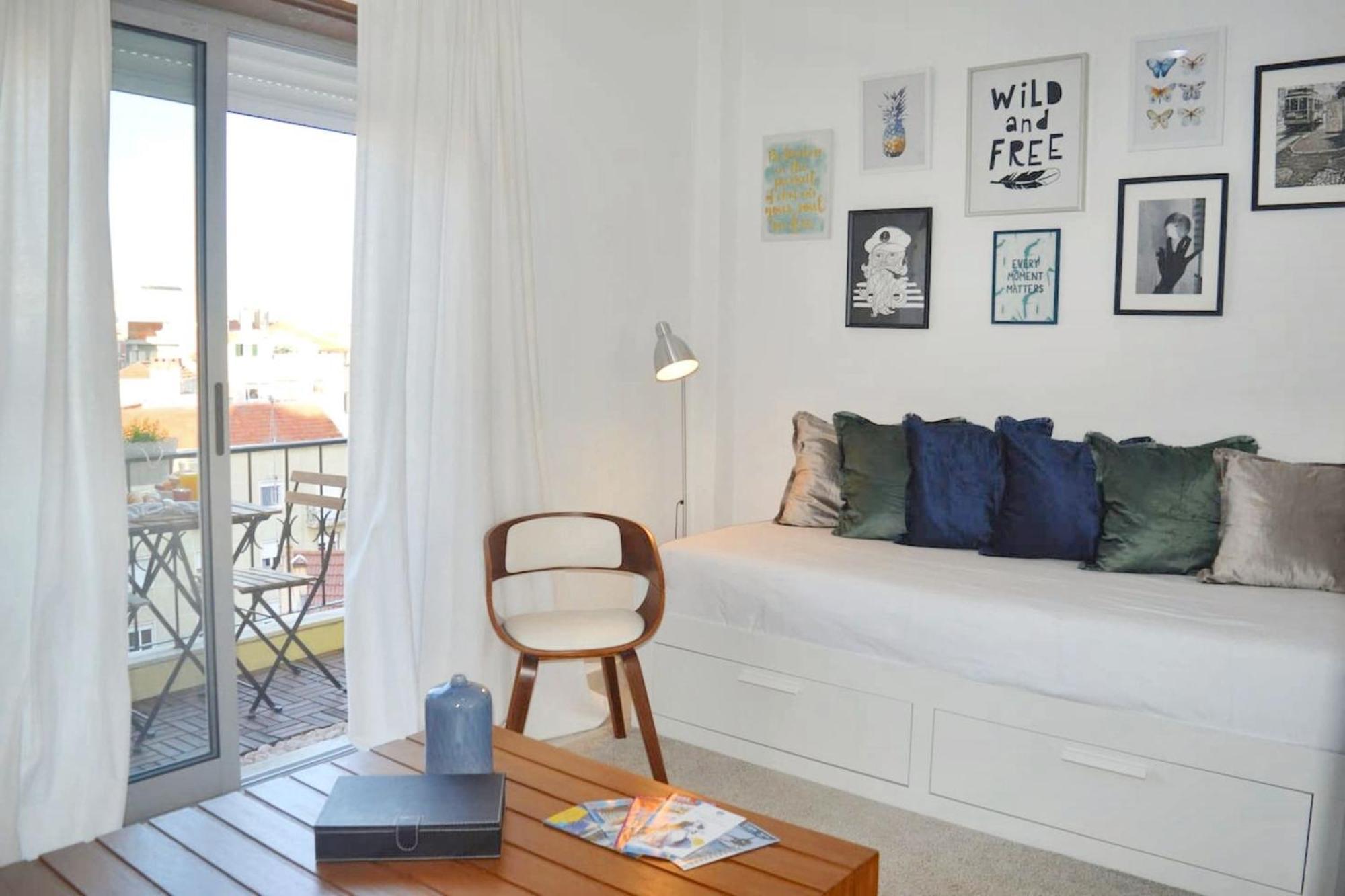 Apartamento Comfortable With Balcony And Sea View In 50 M² Lisboa