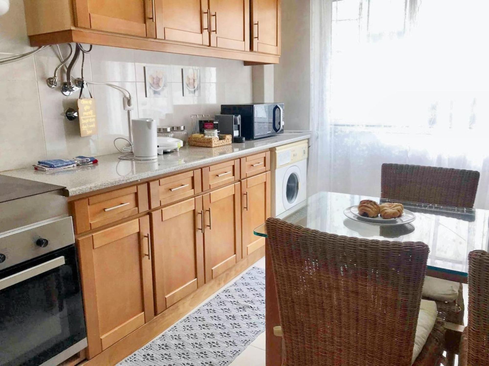 Comfortable With Balcony And Sea View In 50 M² * Lisboa