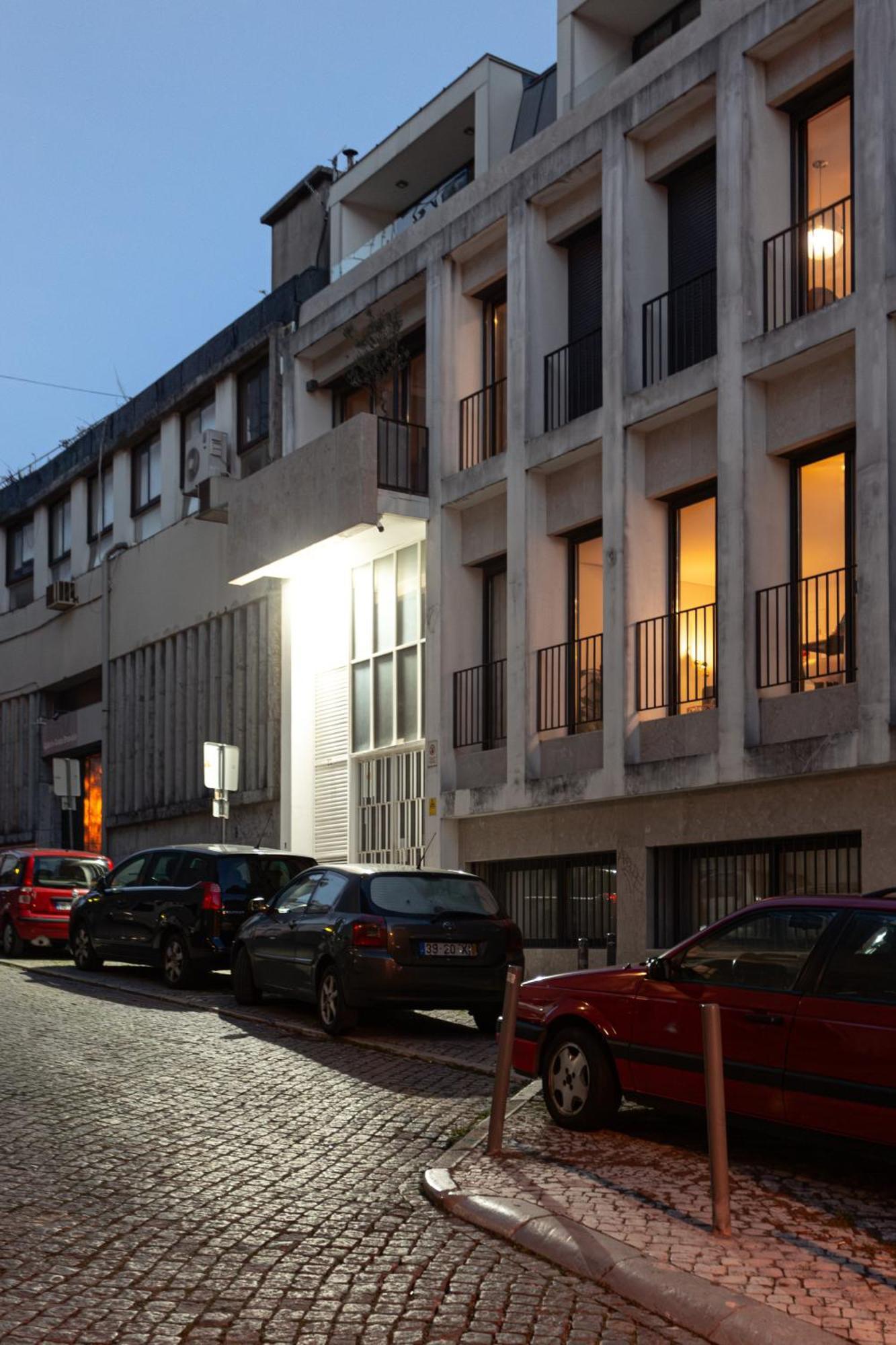 Joivy Bairro Alto 2-br With Large Terrace Lisboa