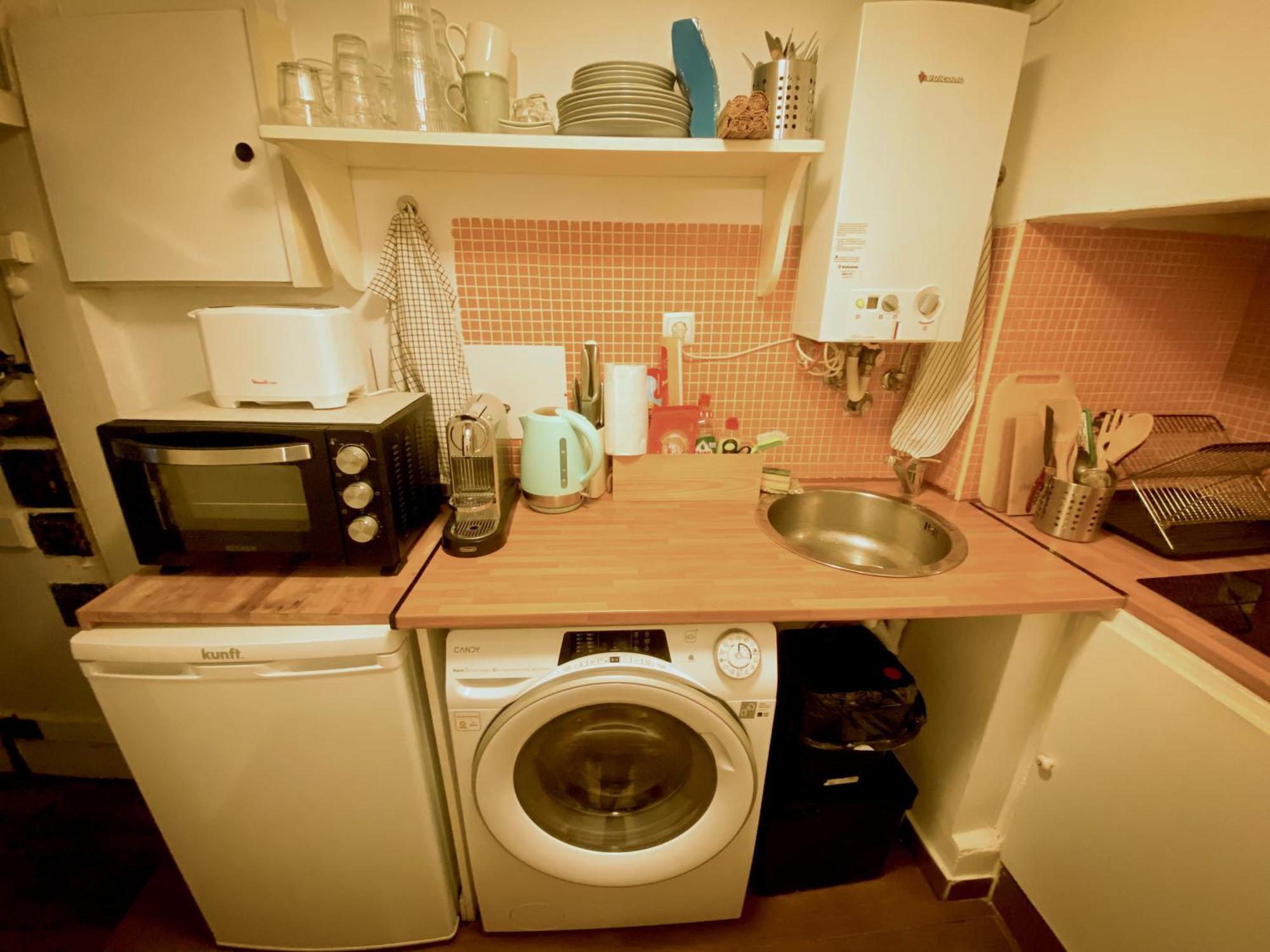 Charming Bairro Alto 2-bedroom Escape Lisboa