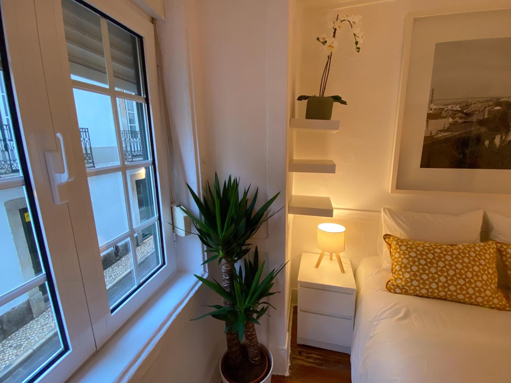 Charming Bairro Alto 2-bedroom Escape Apartamento *