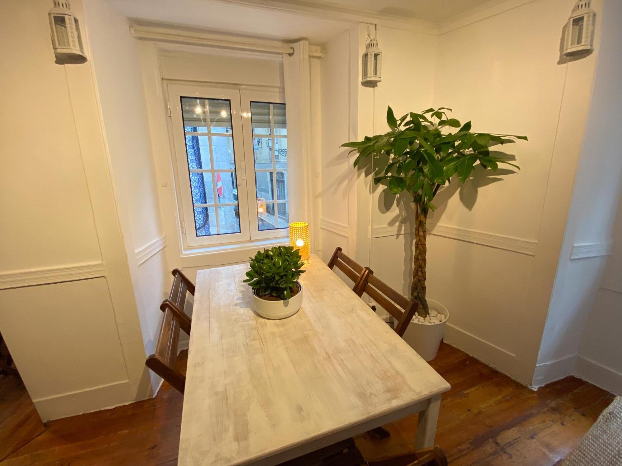 Charming Bairro Alto 2-bedroom Escape Apartamento Lisboa