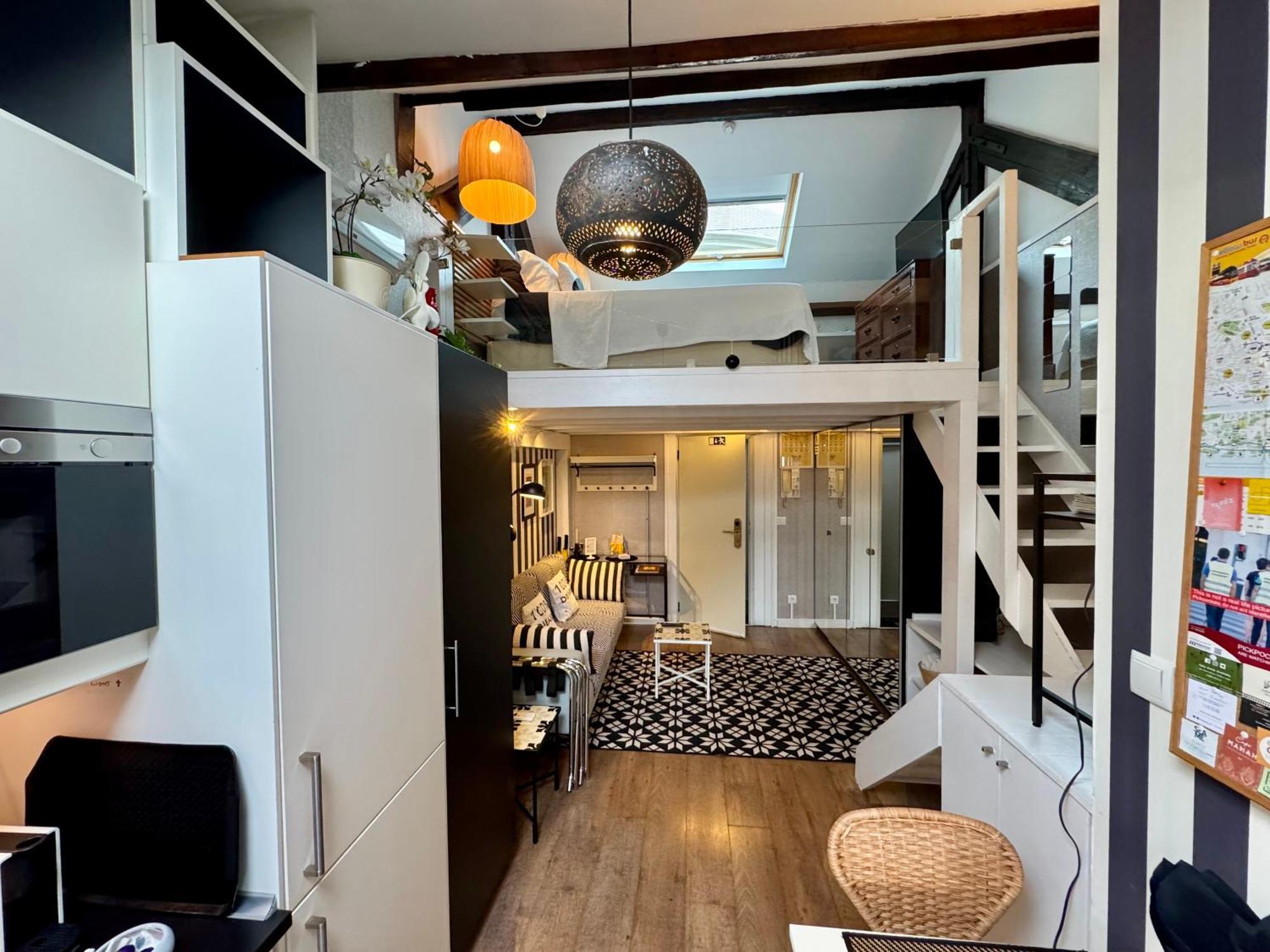 Apartamento With Mezzanine Rua Da Moeda Lisboa