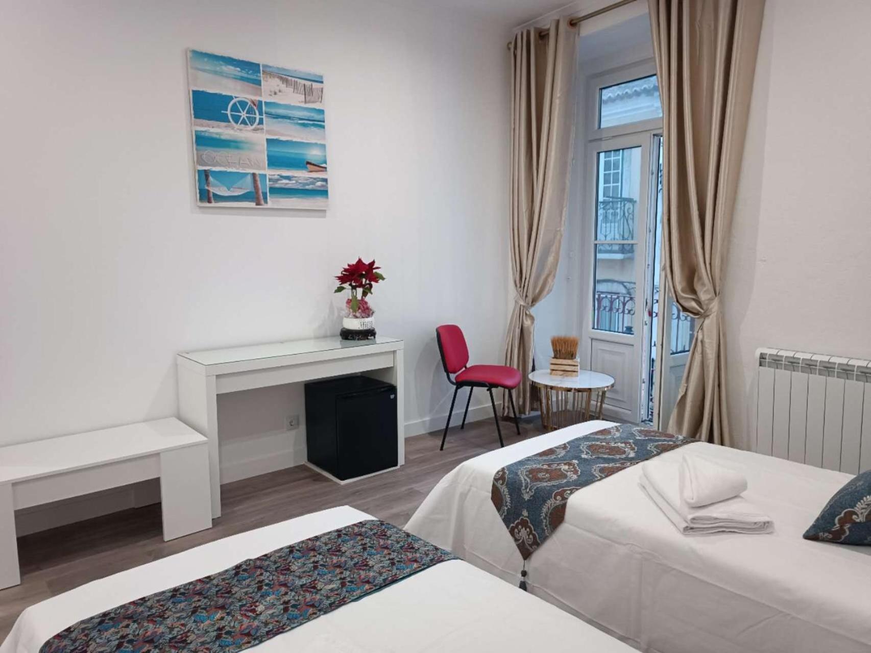 Pensión Casalondres Emtr77 *