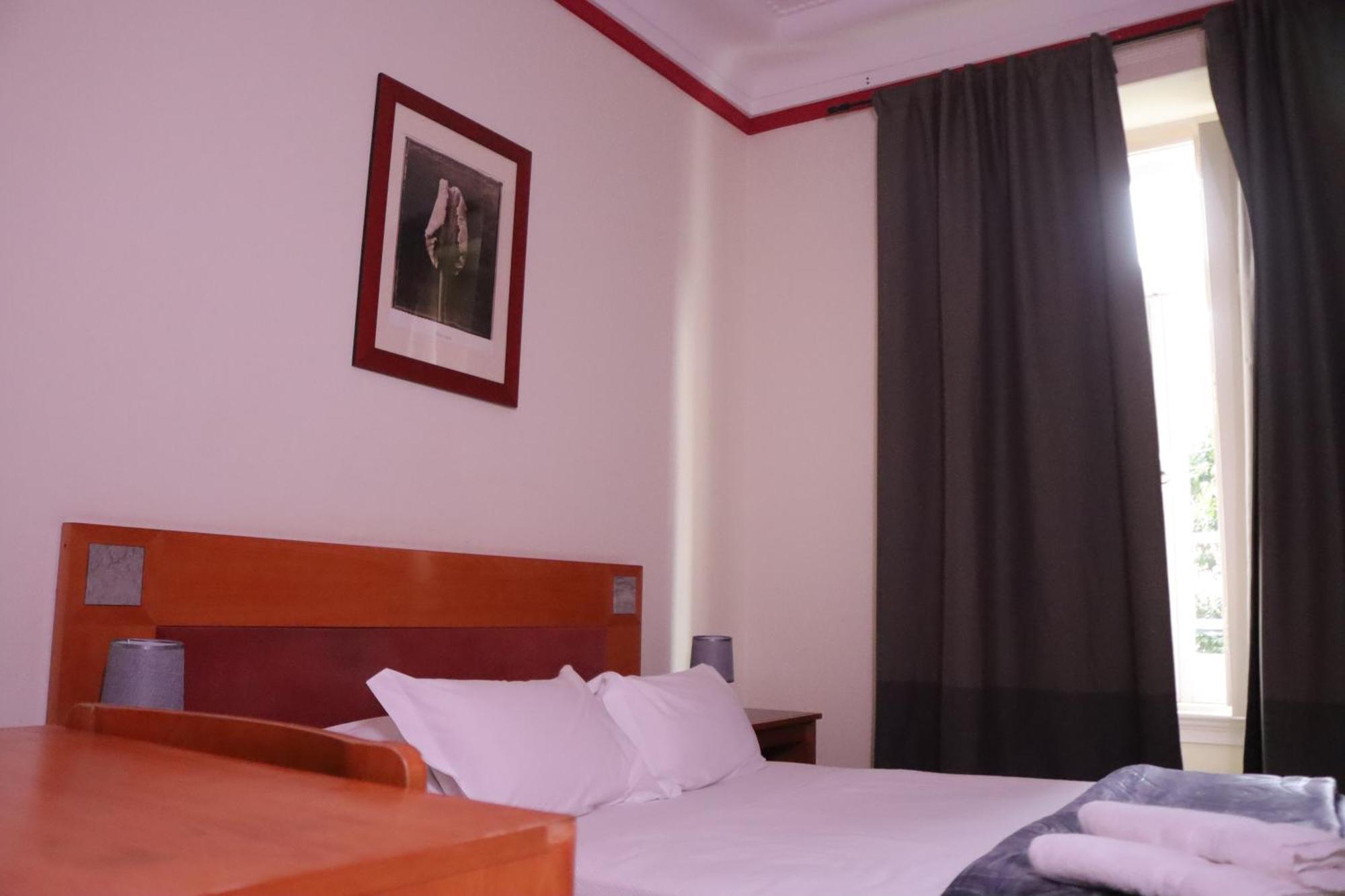 Midis - Local Accommodation 2* Lisbon