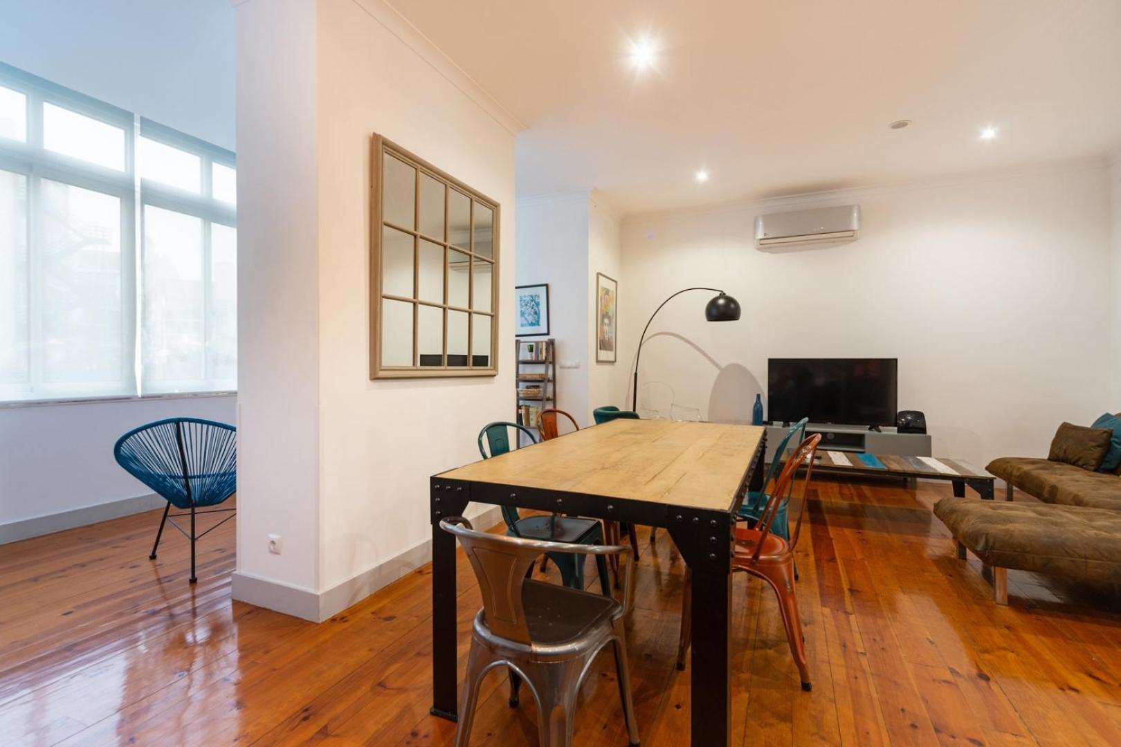 Old Style Fully Renewed And Spacious 3-bed *