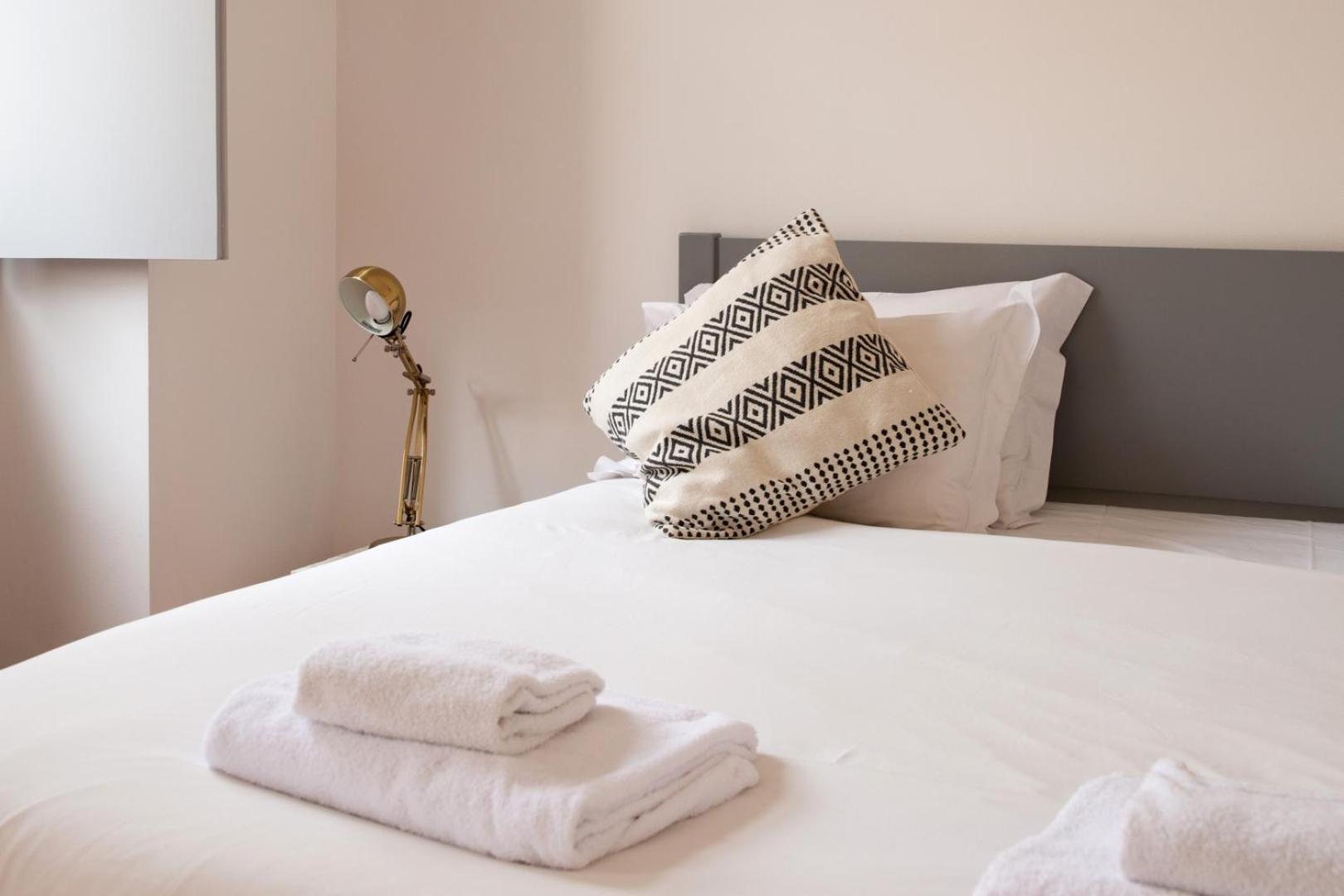 Apartamento Old Style Fully Renewed And Spacious 3-bed *