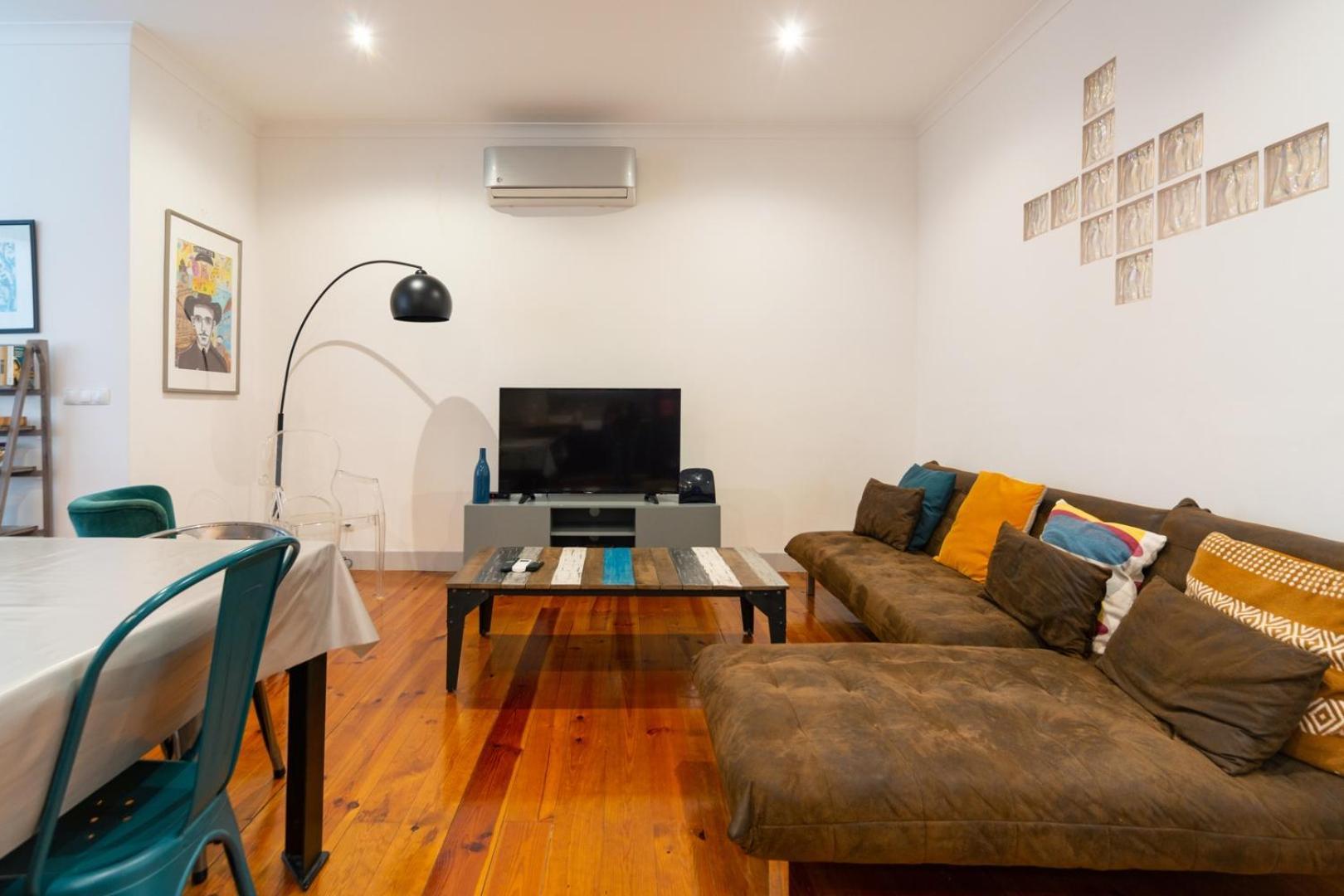 Old Style Fully Renewed And Spacious 3-bed Apartamento Lisboa