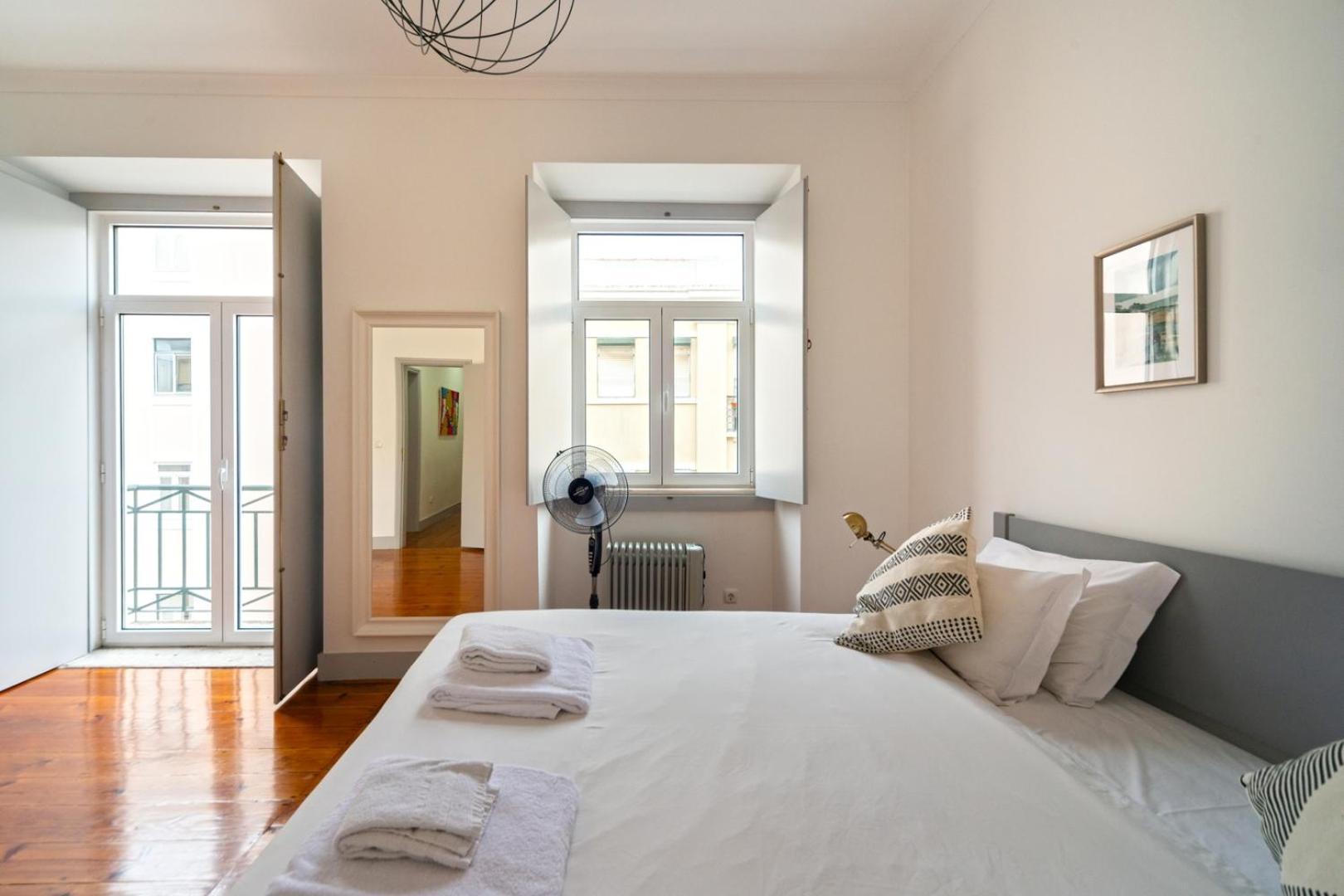 Apartamento Old Style Fully Renewed And Spacious 3-bed Lisboa