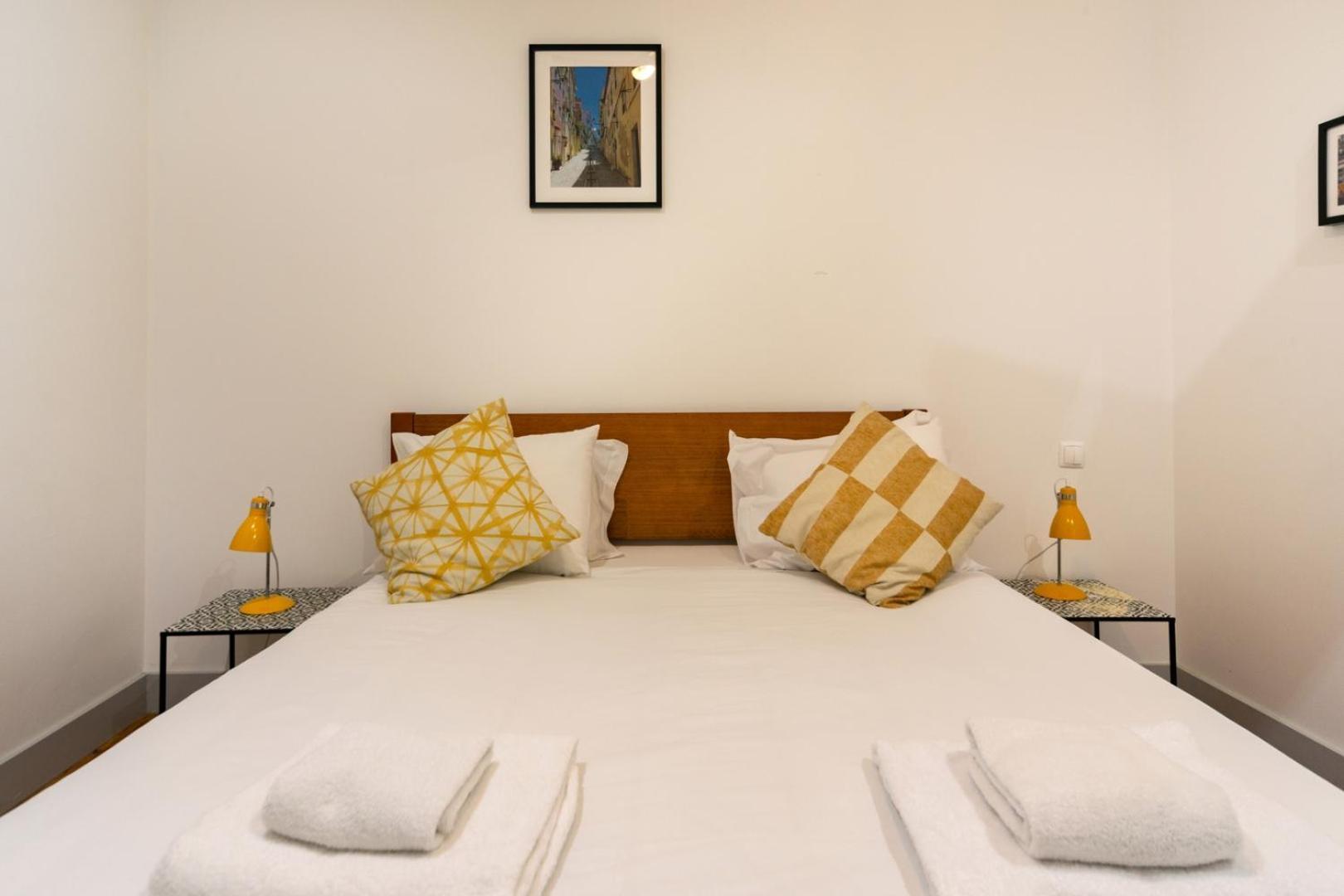 Old Style Fully Renewed And Spacious 3-bed Lisboa