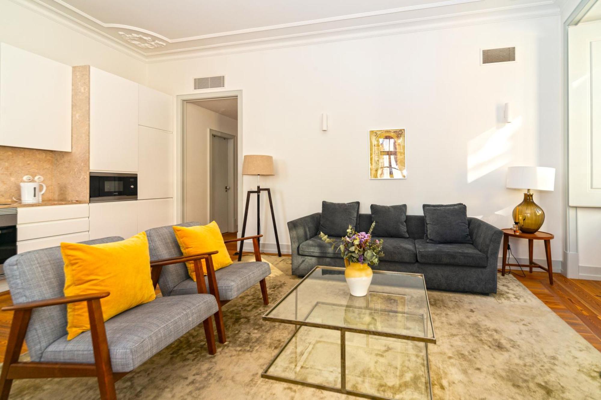 Apartment Bacalhoeiros 99 - Beautiful And Bright @ Baixa, Chiado