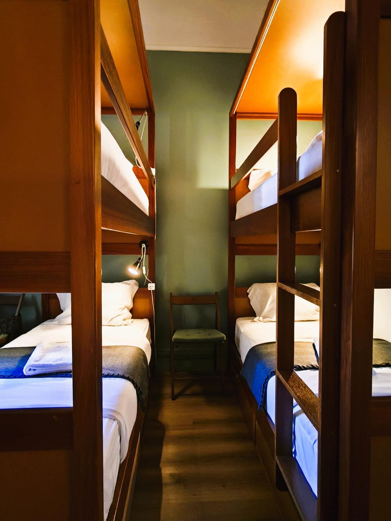 Ey Hostal Lisboa