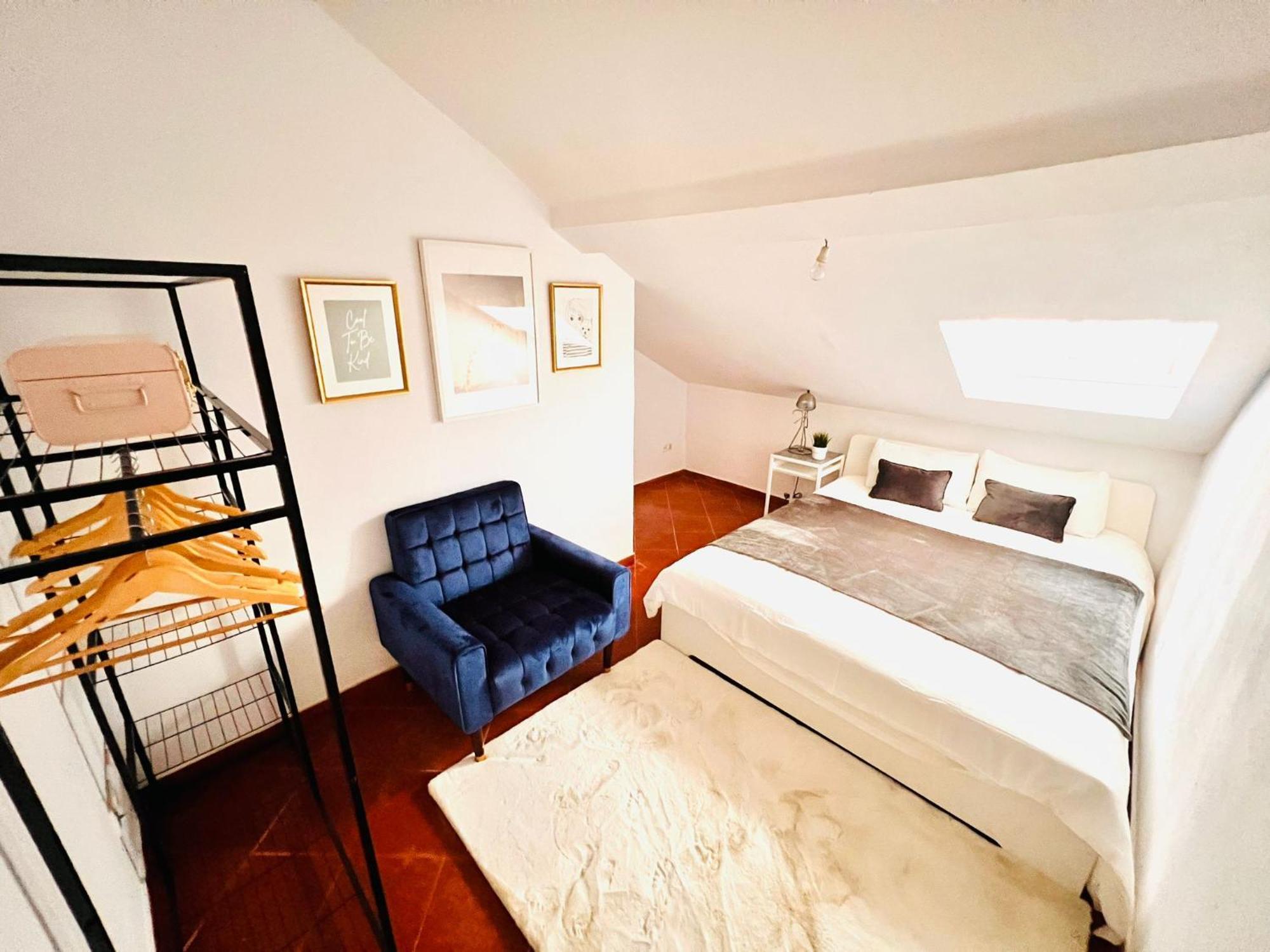 Hostal Bairro Alto, Location In Centre Lisboa