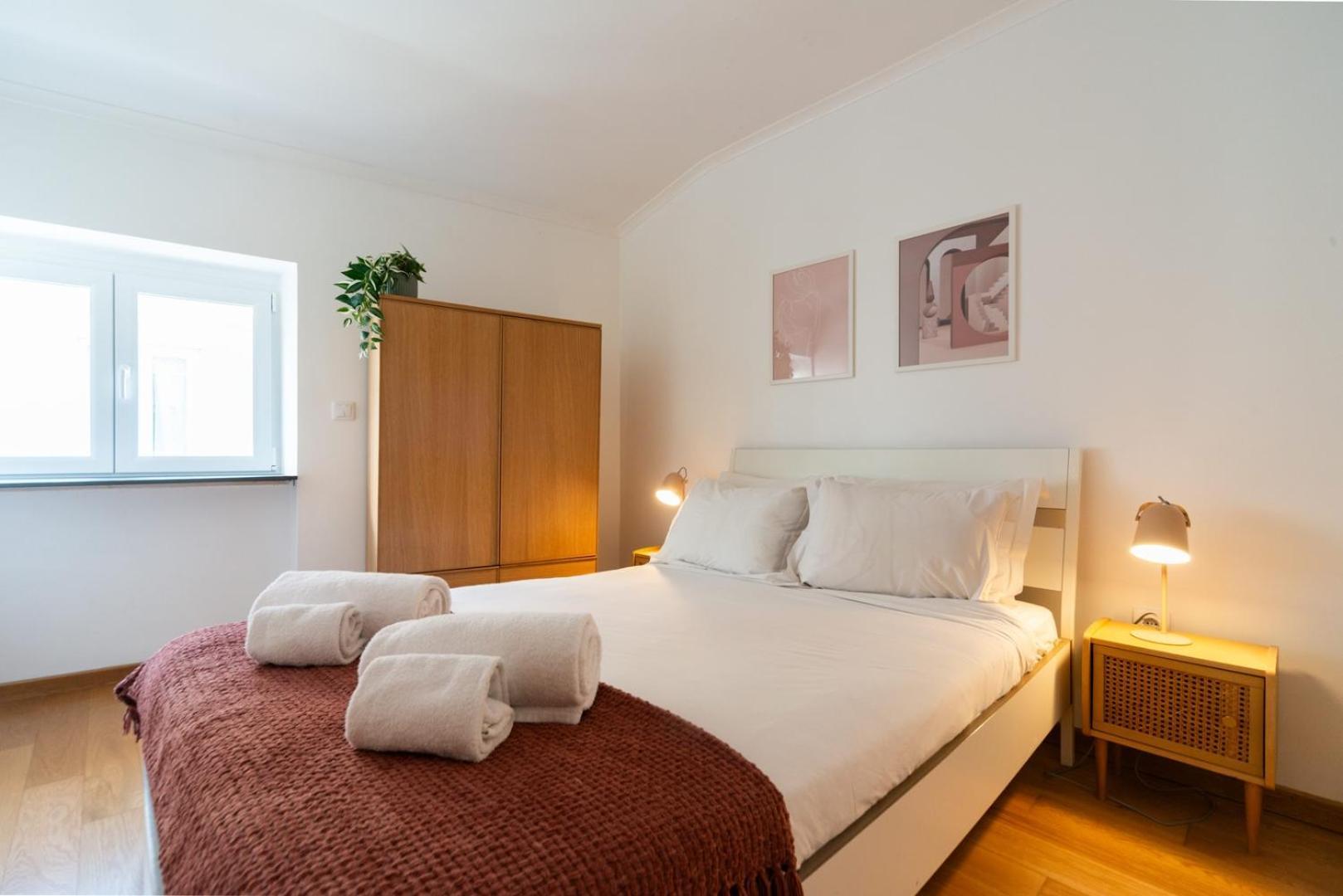 Gorgeous Rooftop 2-bed 250m To Intendente Sq Apartamento Lisboa