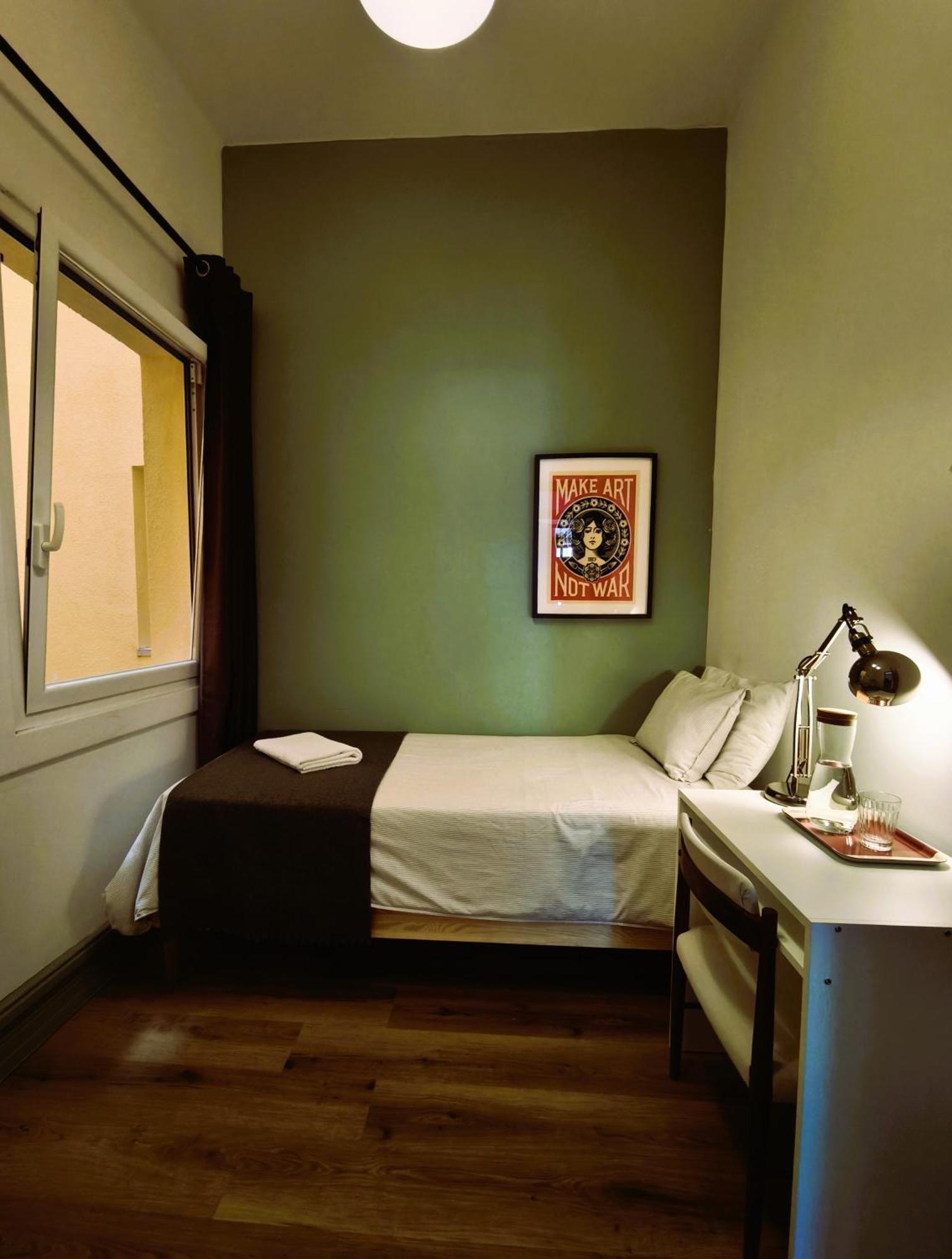 Hostal Ey