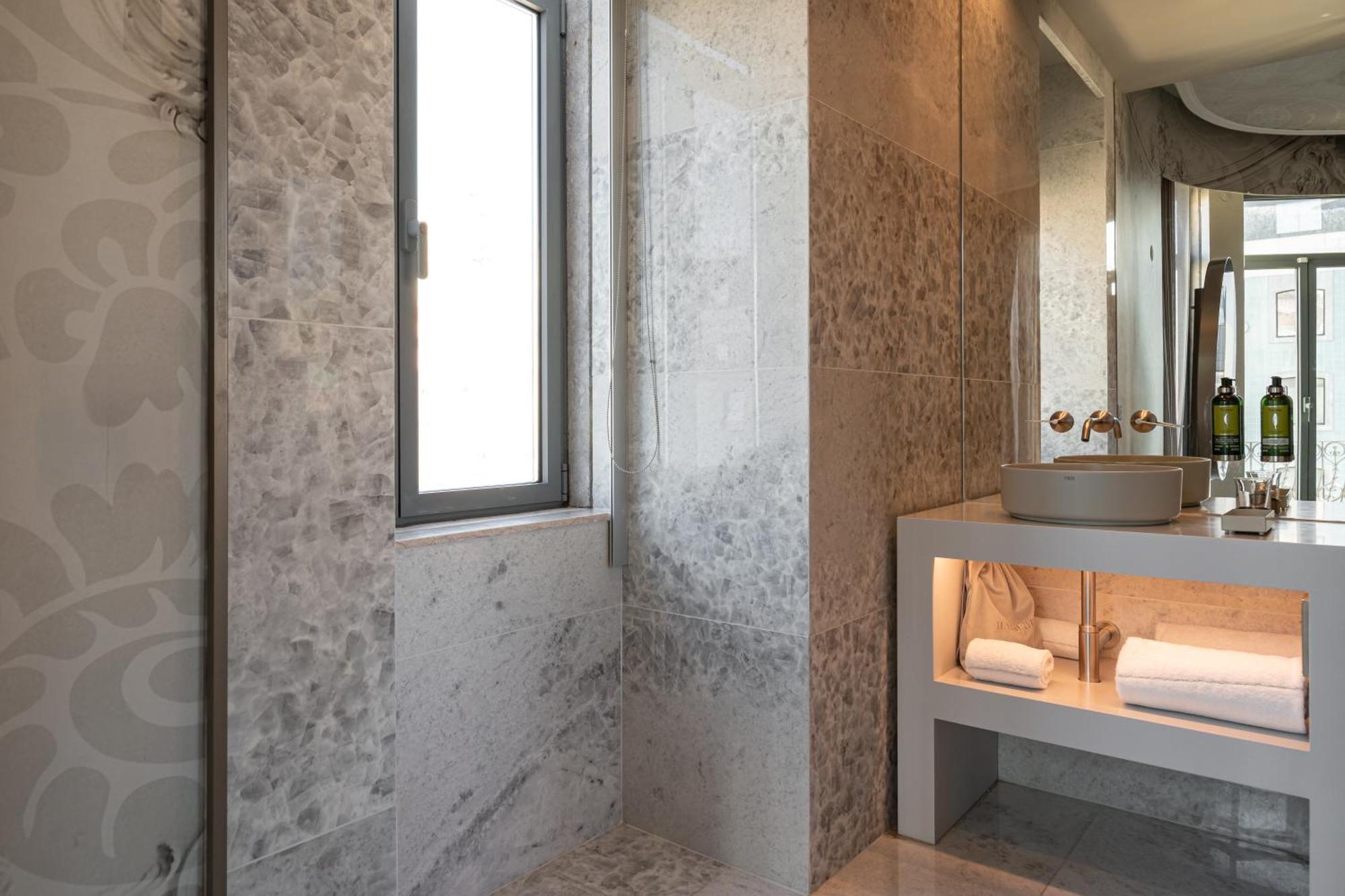 Hotel Dos Reis By The Beautique 4*