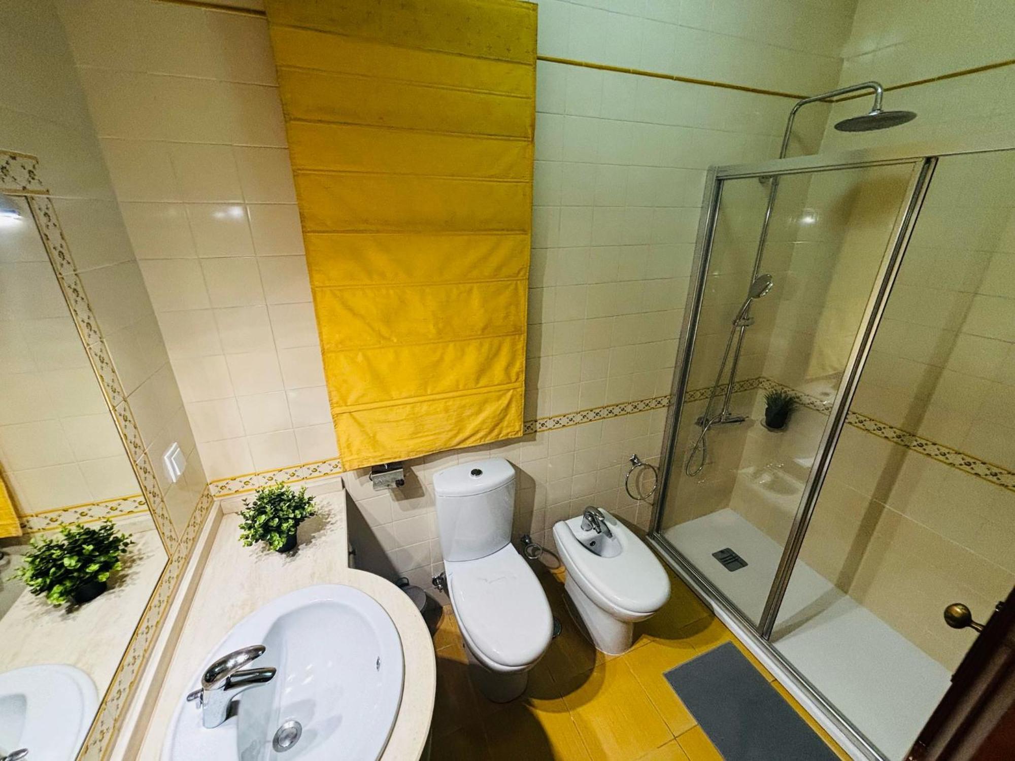 Location For Tourists, Centre Hostal Lisboa