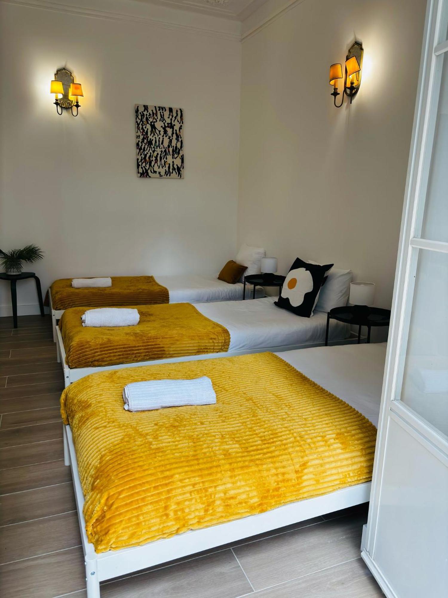 Location For Tourists, Centre Hostal *