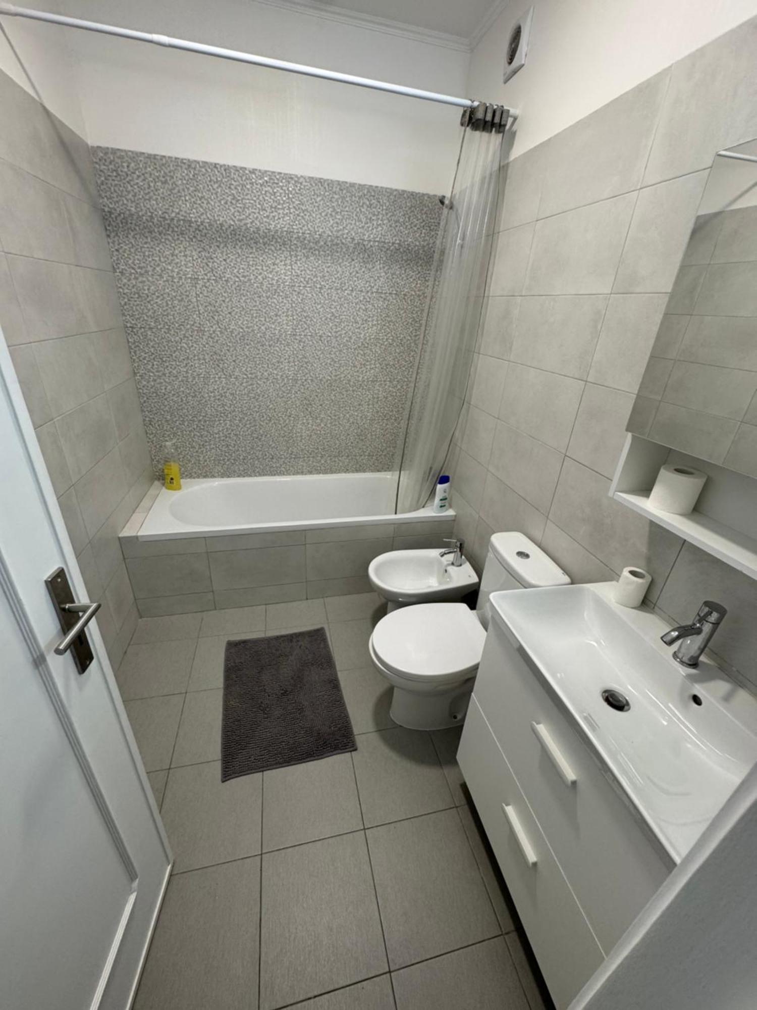 Alvalade Apartamento *