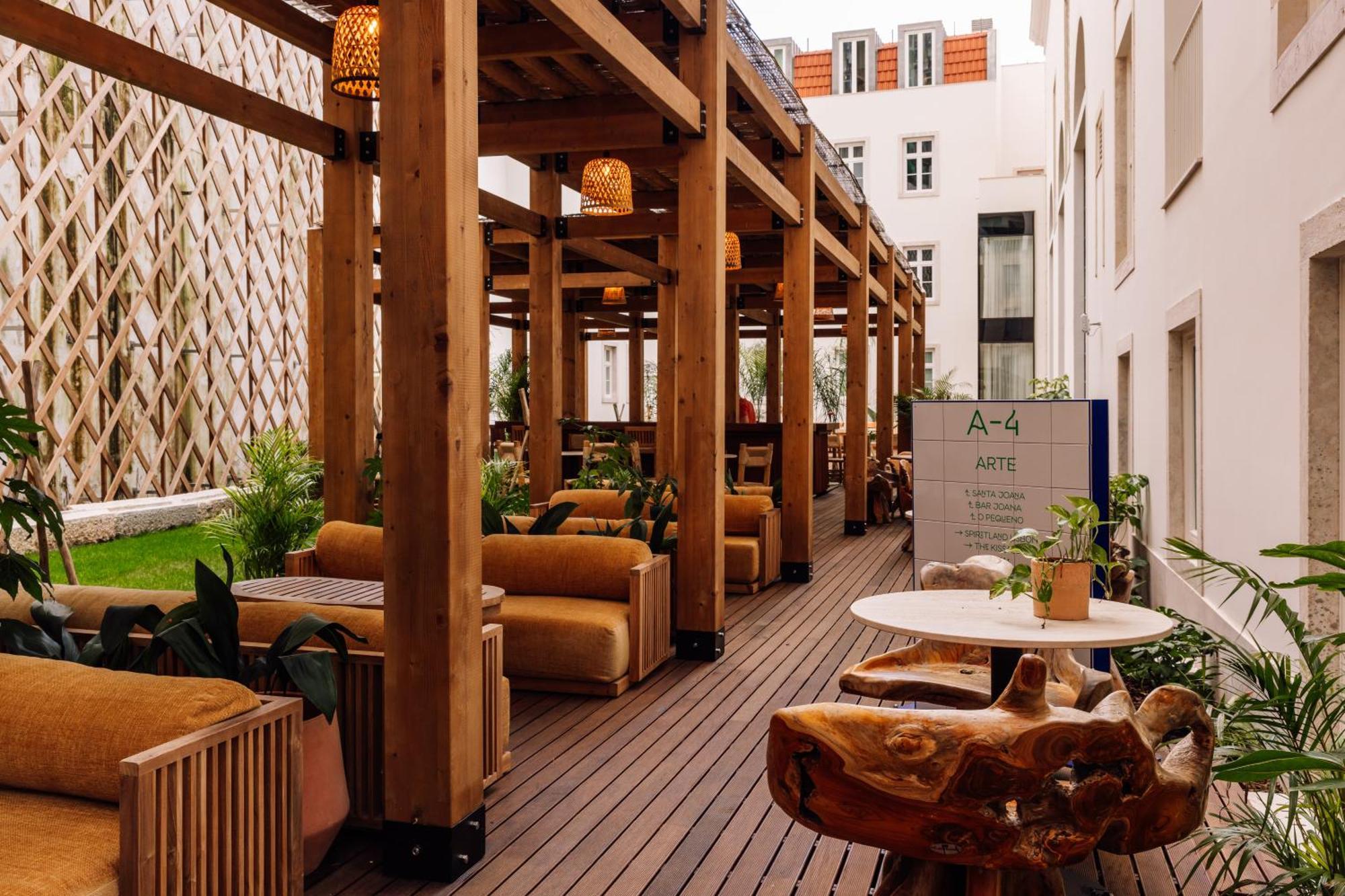 Locke De Santa Joana Hotel Lisbon