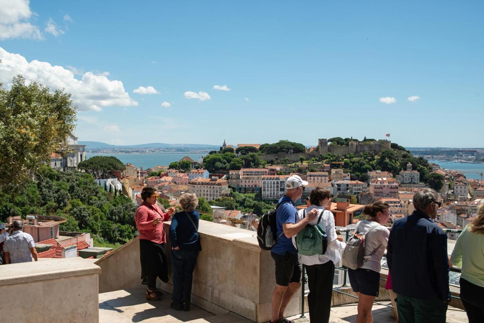For 2 Just 250m From Largo Intendente Lisboa