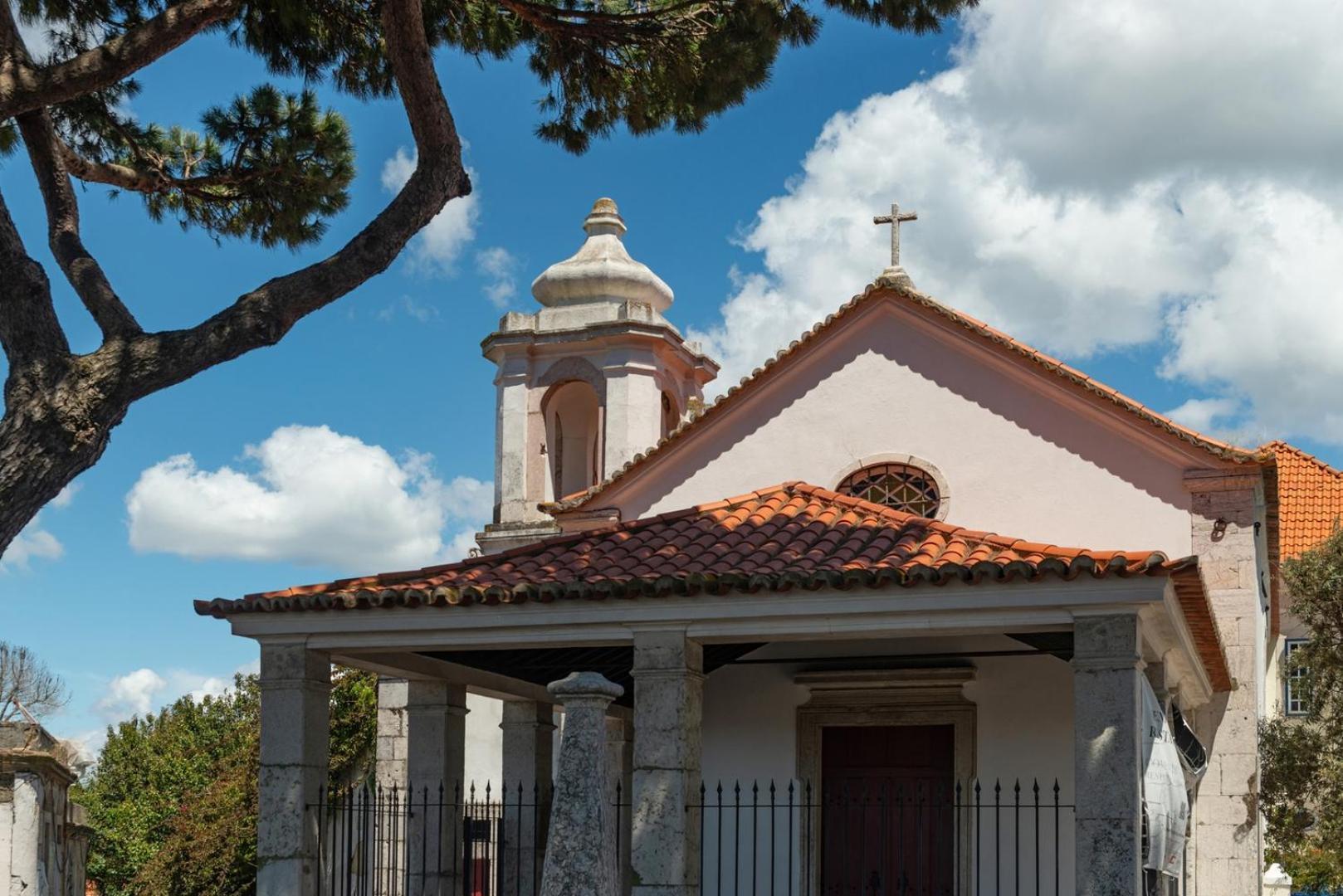 For 2 Just 250m From Largo Intendente Lisboa