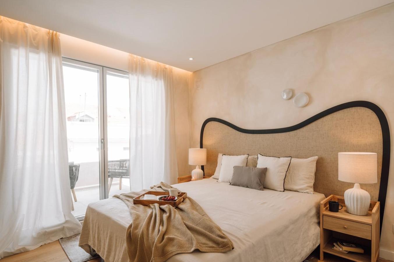 Piombino - 2 Bedrooms And Terrace In Alvalade Apartamento Lisboa