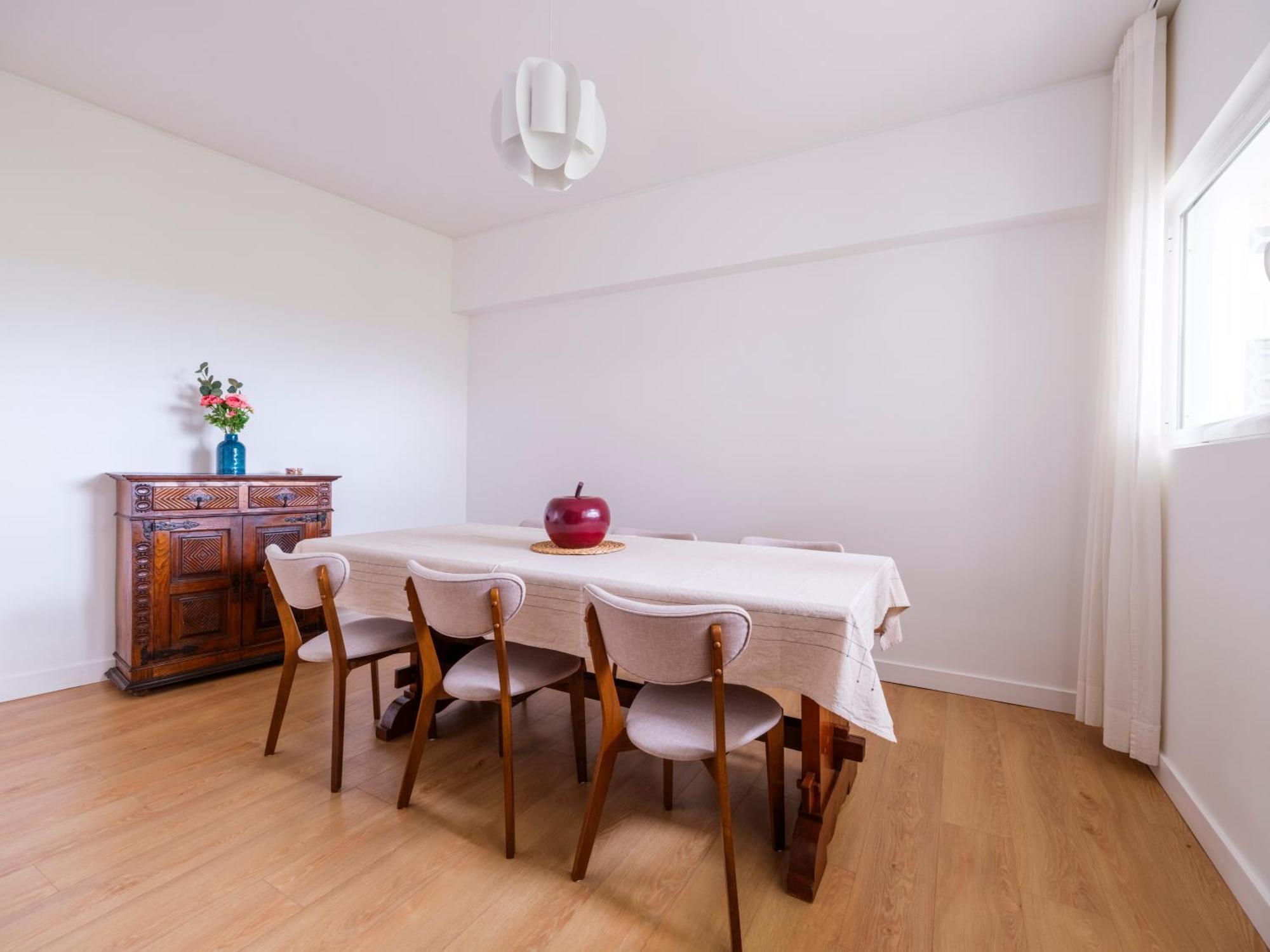 Olivais Spacious Near Airport Apartamento