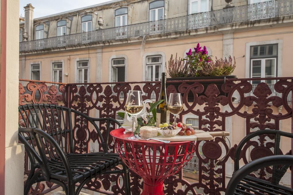 Lisbon Cheese & Wine Suites