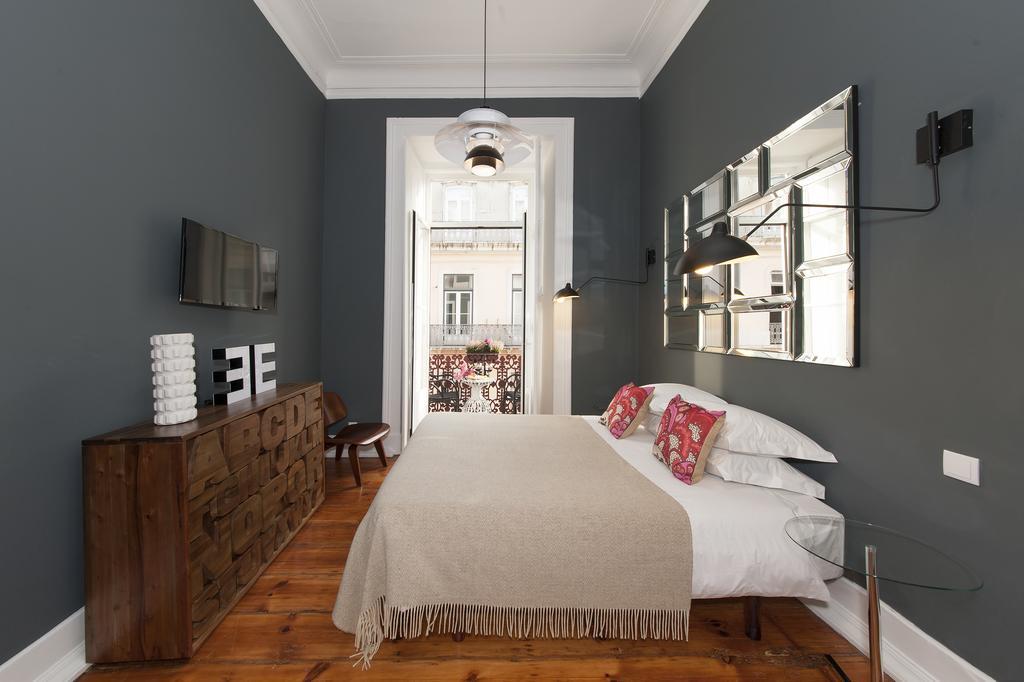 Lisbon Cheese & Wine Suites 4* Lisbon