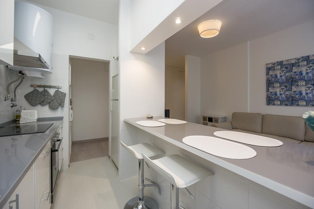 Lovely & Modern In The Center Apartamento