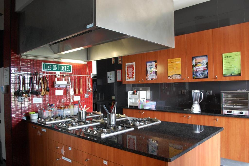 Lisb'on Hostal *