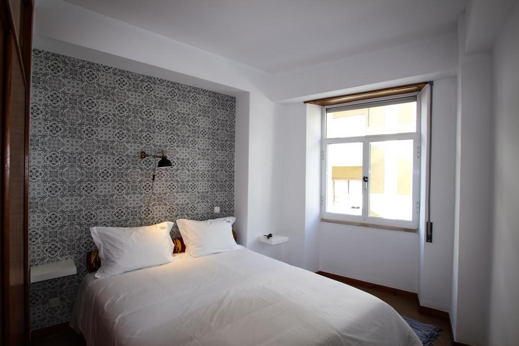 Bn Ghouse * Lisboa