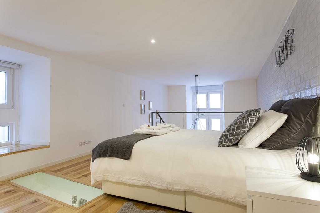 Modern Loft In Bica -jj Apartamento