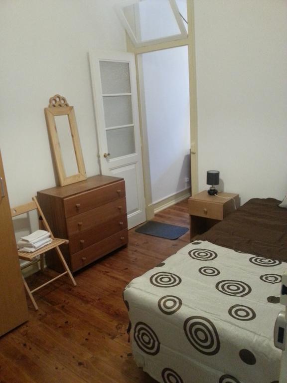 Residencia Almirante Pensión Lisboa
