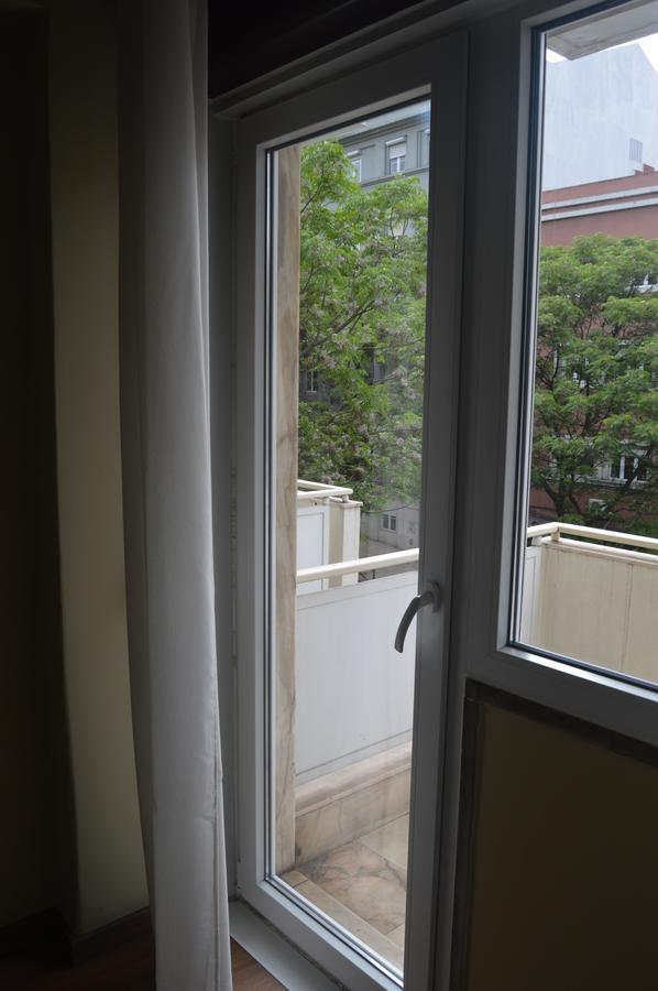 Wallis Sao Bento Pensión 3*