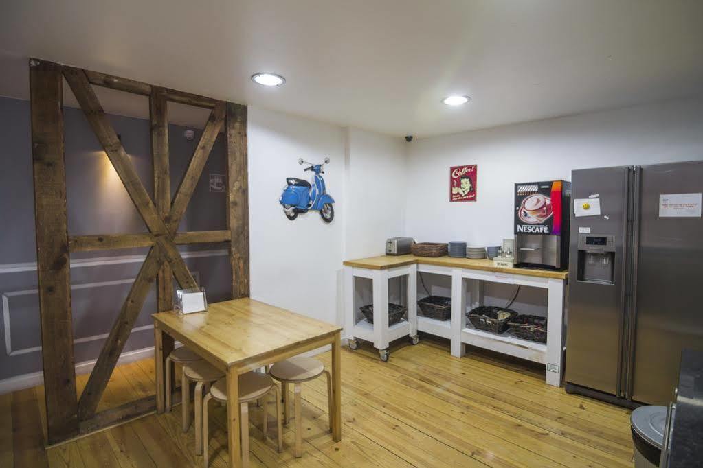 Stay Inn Lisbon Hostel Hostal Lisboa