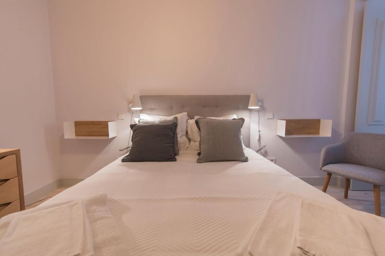 Lovelystay - Charming 3 Bedroom Wonder Downtown Apartamento *