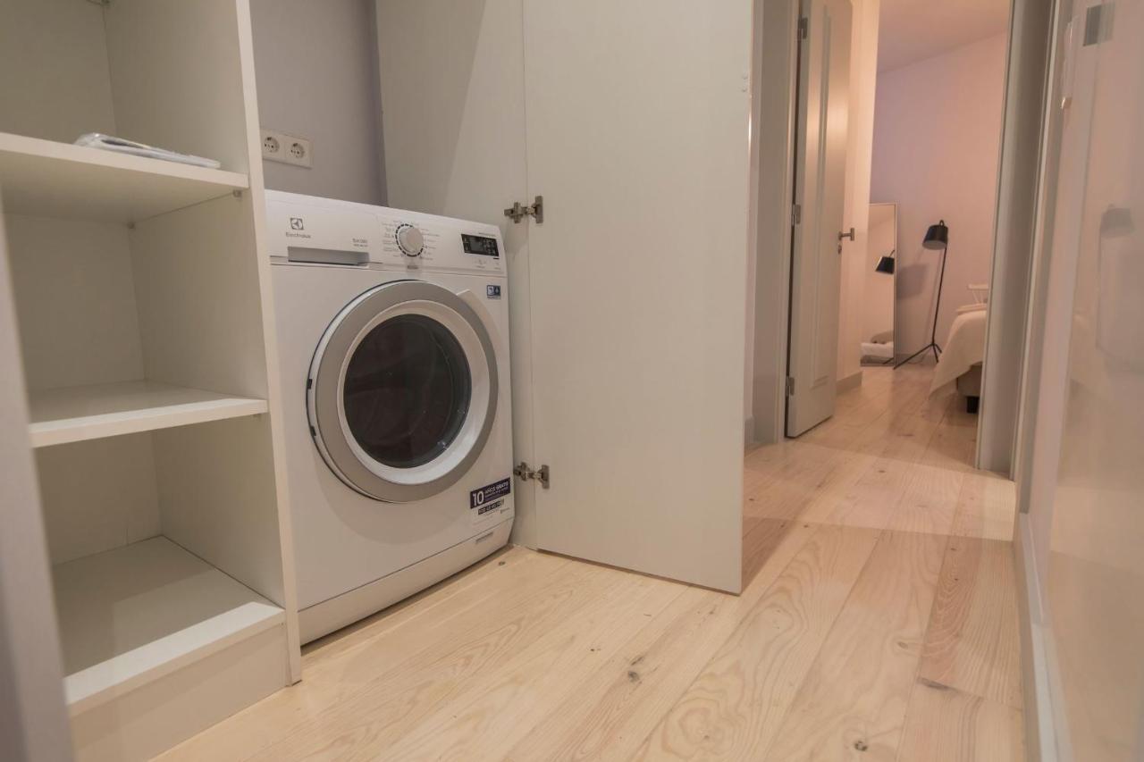 Lovelystay - Charming 3 Bedroom Wonder Downtown