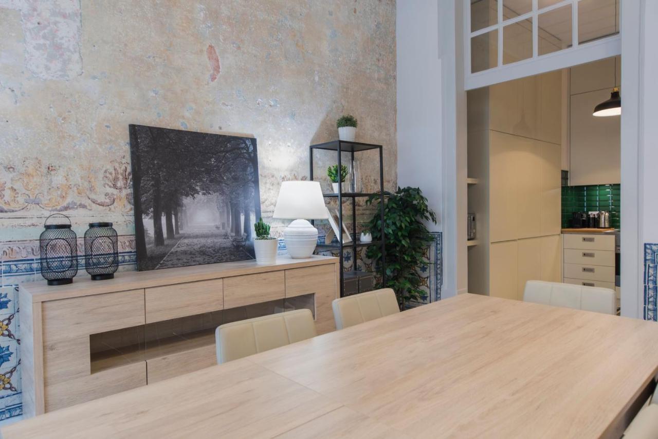 Lovelystay - 3 Bedroom Downtown Wonderwall Lisboa