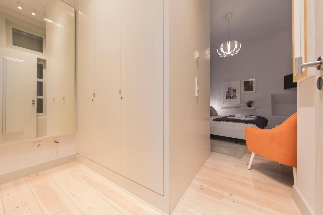 Lovelystay - 3 Bedroom Downtown Wonderwall Apartamento Lisboa