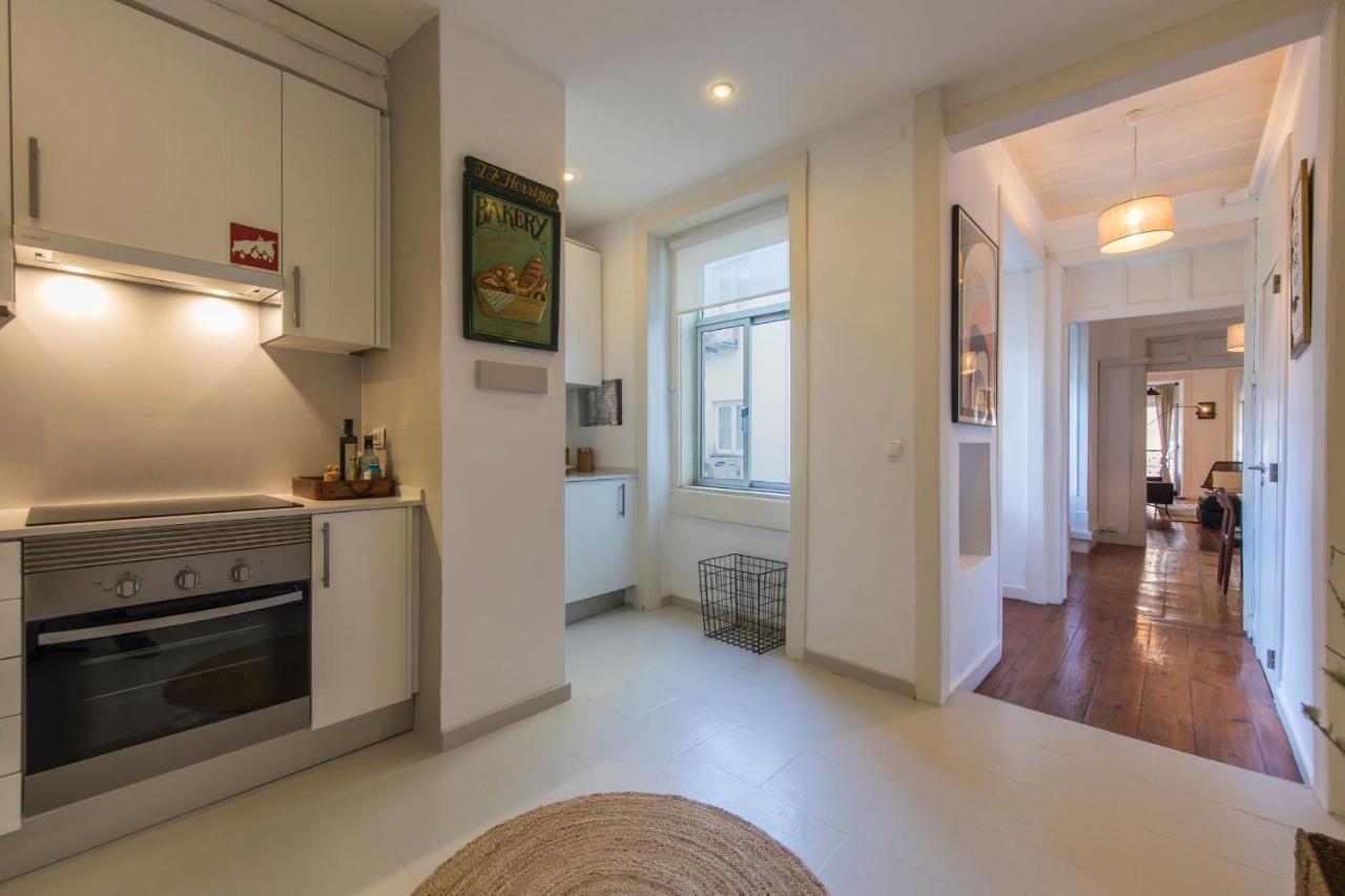Apartamento Lovelystay - Chiado 2 Bedroom Charm! Lisboa