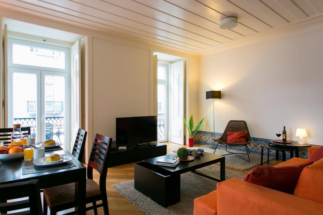 Joivy Elegant 2br With Workspace Nearby Baixa-chiado Subway Apartment *