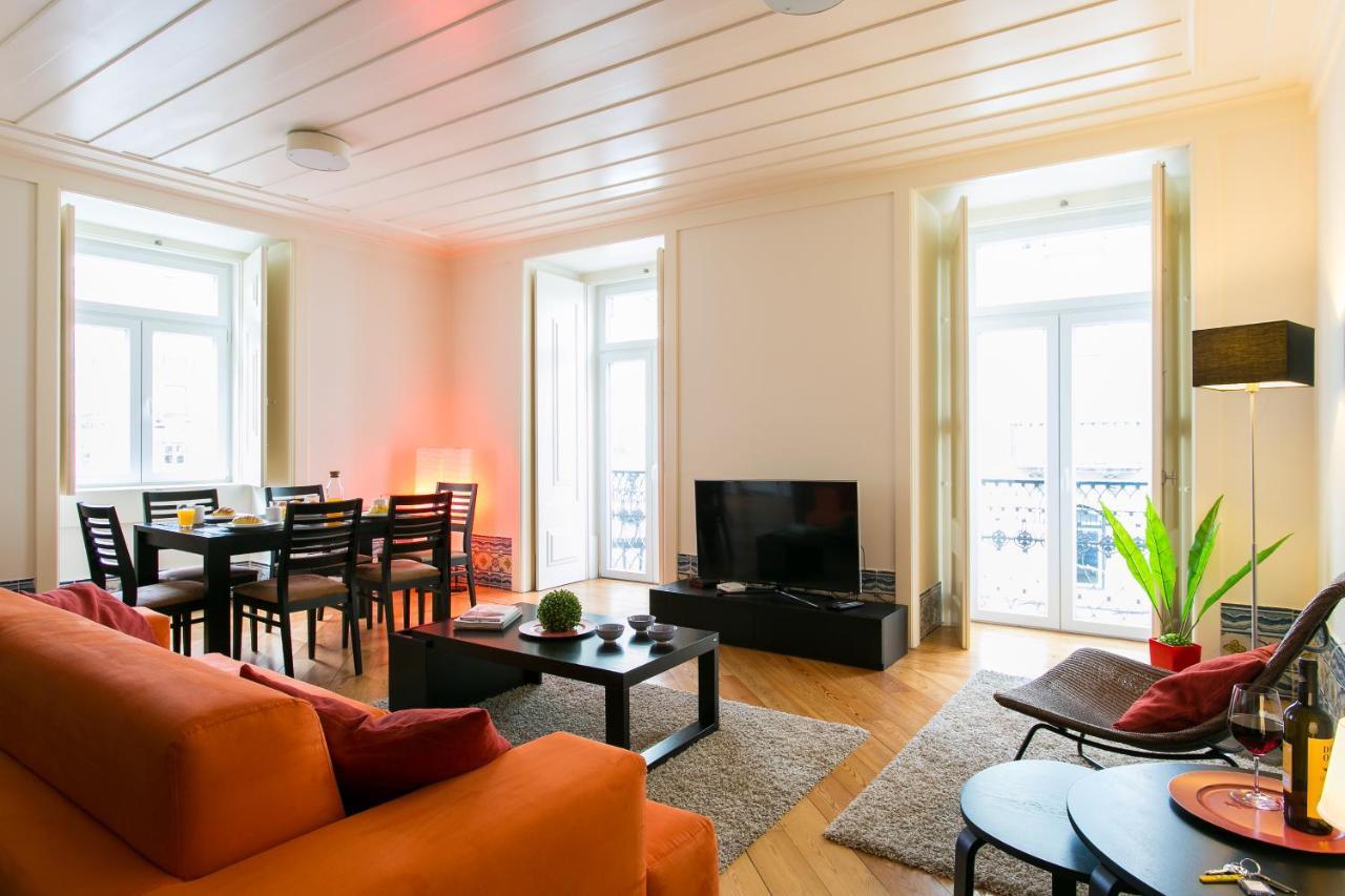 Joivy Elegant 2br With Workspace Nearby Baixa-chiado Subway Lisbon