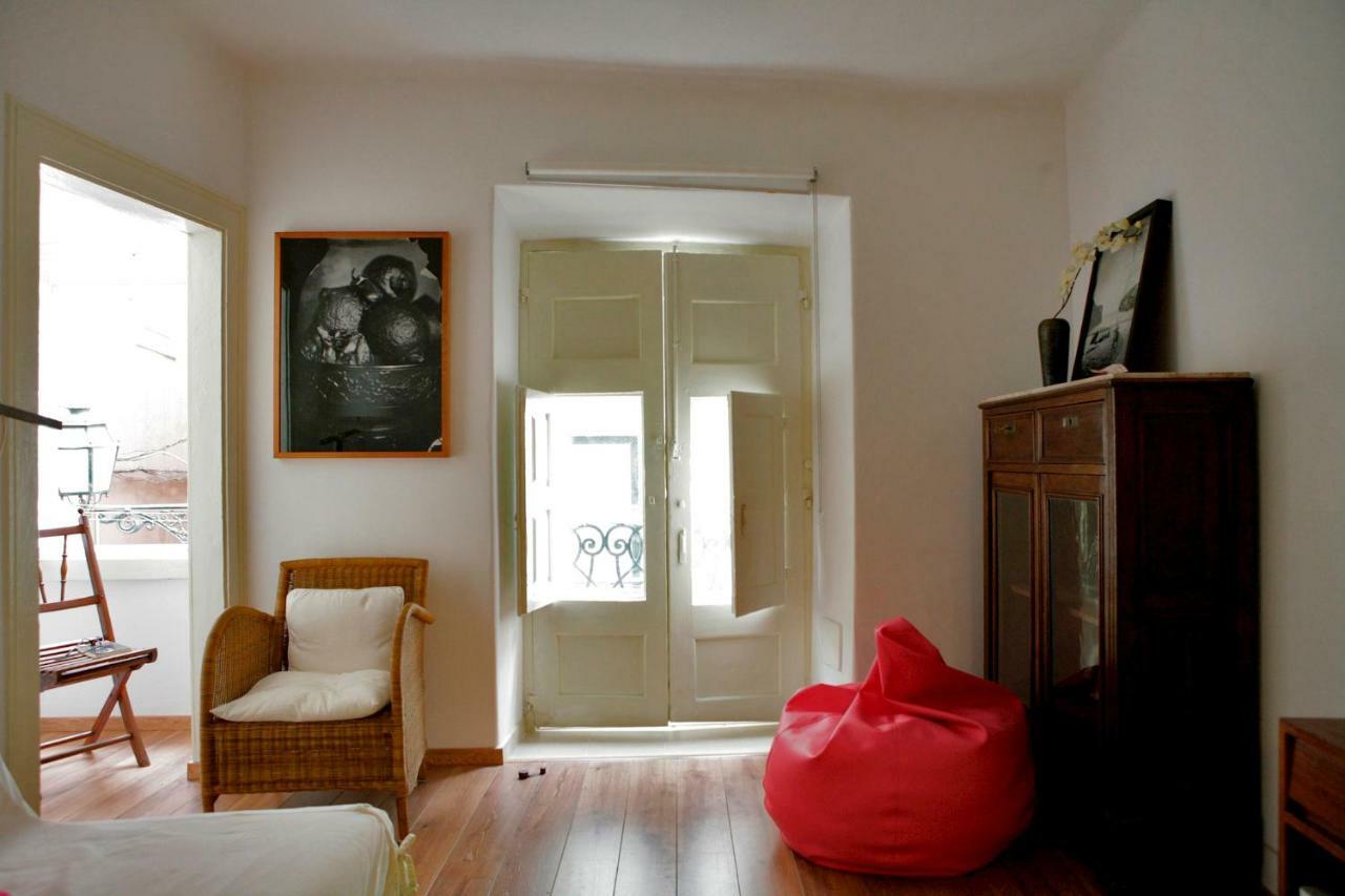 Salvador Apartment- Alfama
