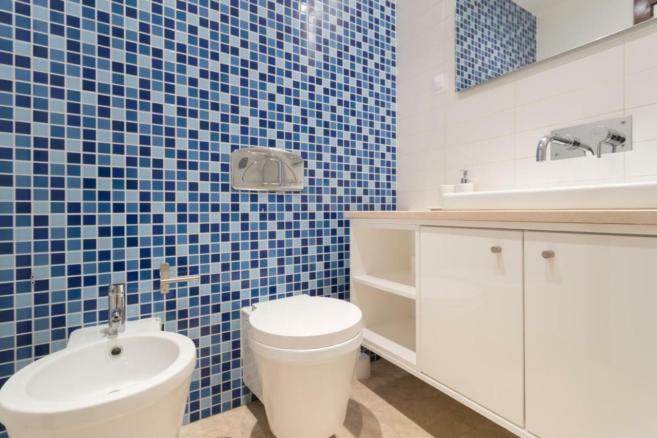 Alfama Modern Two-bedroom W/ River View And Parking - By Lu Holidays Apartamento *