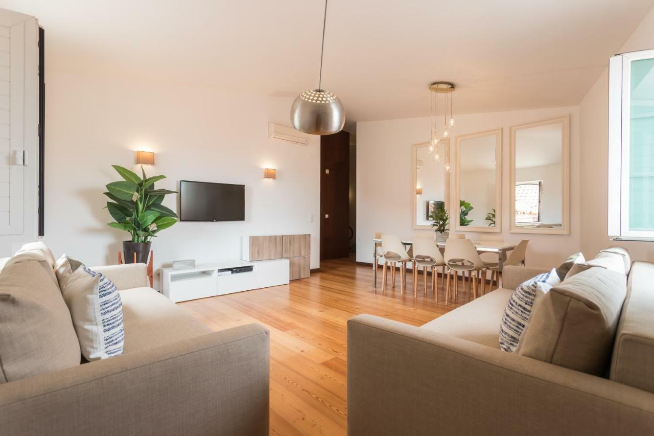 Alfama Modern Two-bedroom W/ River View And Parking - By Lu Holidays Lisboa