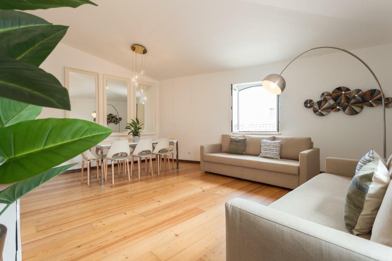 Apartamento Alfama Modern Two-bedroom W/ River View And Parking - By Lu Holidays