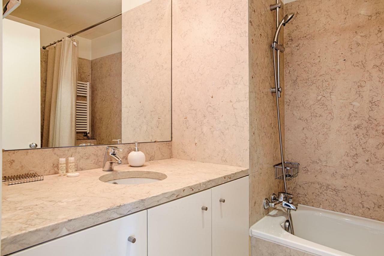 Apartment Libest Chiado 1 - Largo Do Carmo Lisbon